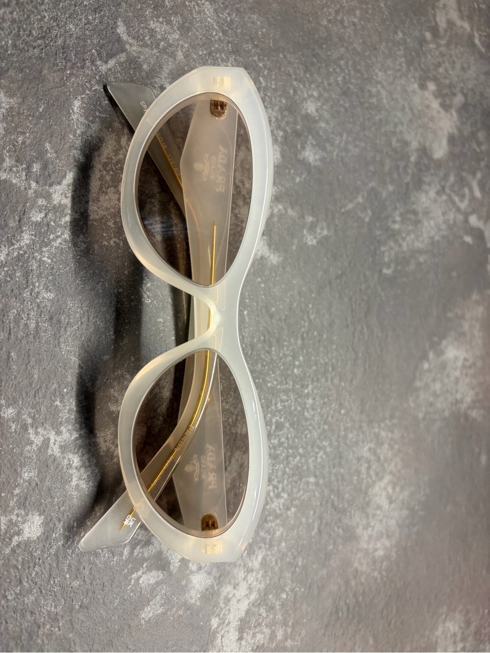 Prada Woman Sunglasses (Full Set)